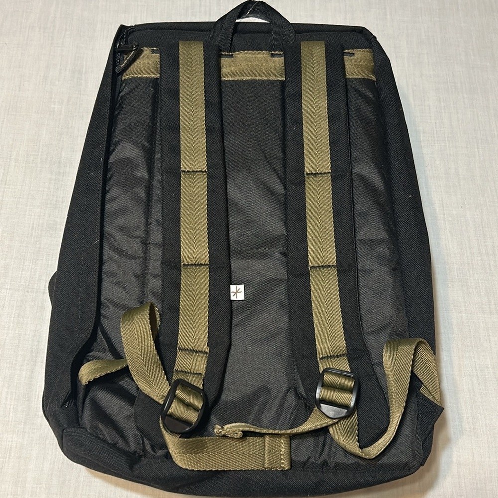 NWT. The Shrine Sneaker Daypack - Picture 3 of 7
